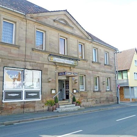 Fraenkischer Hof Mainleus Buitenkant foto