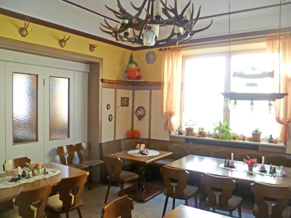 Fraenkischer Hof Mainleus Buitenkant foto